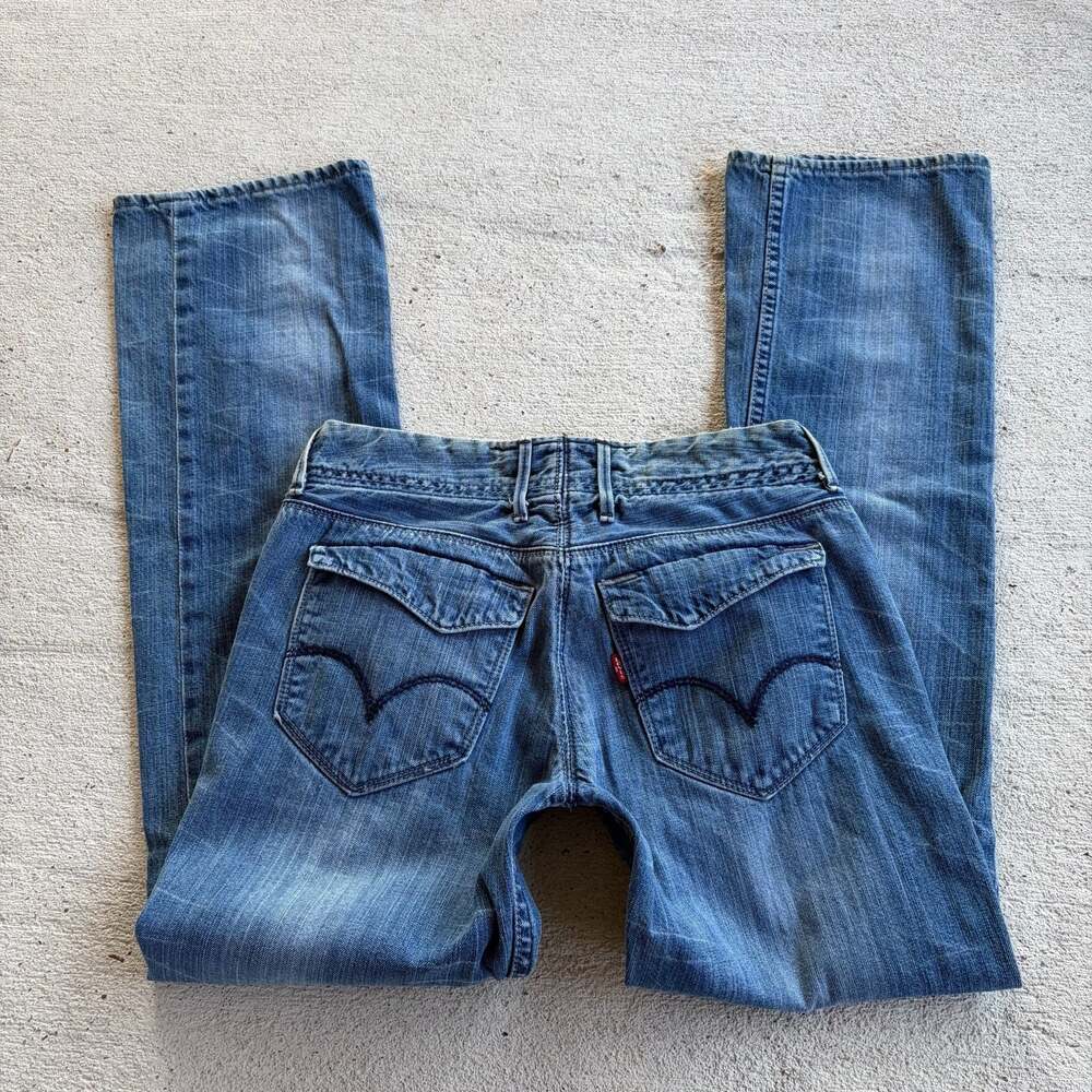 Y2k Levi Strauss & Co. Blue Denim Low Rise Flap Pocket Flare Jeans 30x32